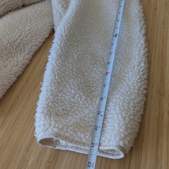 H&M HM Beige Overzised Full Zip Long Sleeve Teddy Coat Jacket, size M - Picture 9 of 10